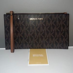 Brand New Michael Kors Brown Large Zippered Clutch Wristlet